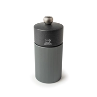 Peugeot Line Moulin à poivre, strié, gris foncé,  couvercle en bois, noir carbone, H: 12 cm, Ø 5 cm