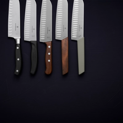 Grand Maître, couteau Santoku, longueur 30.7 cm, L: de lame 17 cm, alvéolée_3